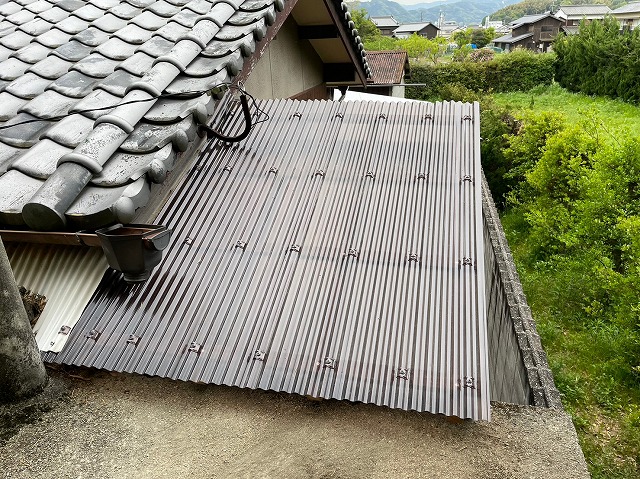 ポリカ波板の屋根